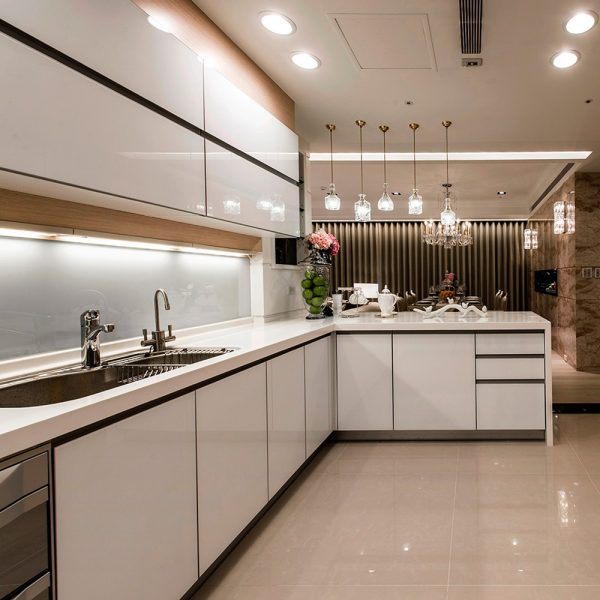 Custom Flat Panel Kitchen Cabinets White